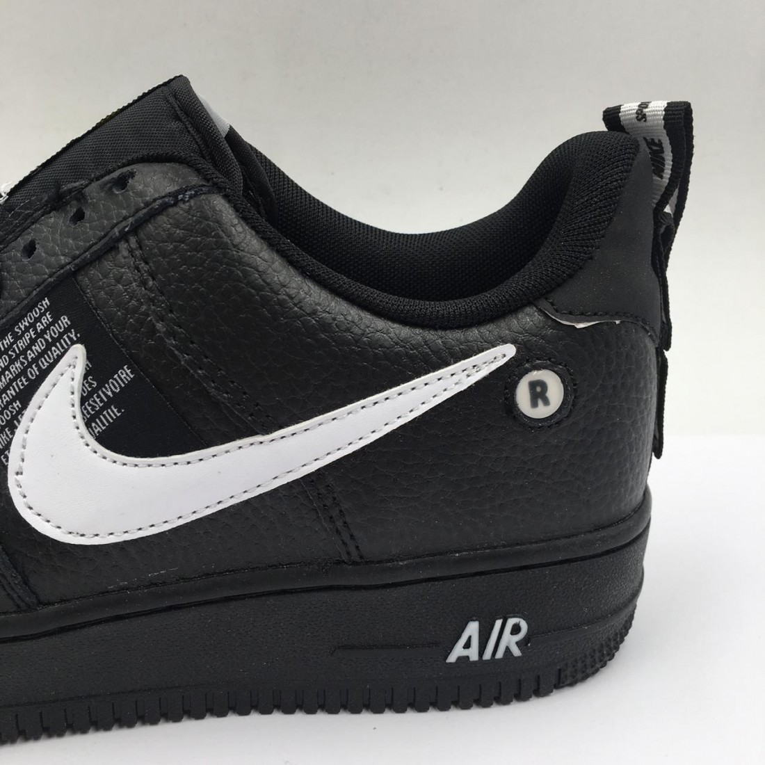 air force lv8 utility black